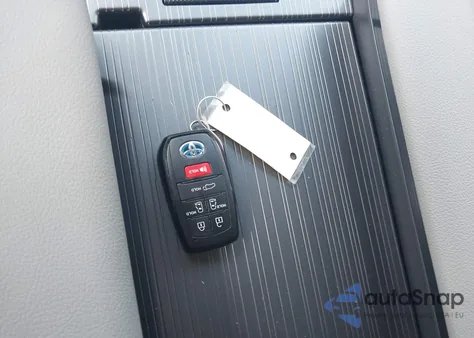 2025 Toyota Sienna Xle из США, поврежденный, VIN 5TDYSKFC6SS171569